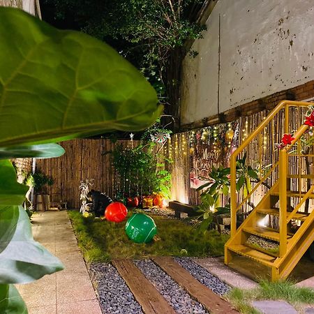 捉鳳凰 台南百年老宅包棟導覽民宿系列catchphoenix Centennial Guesthouse ภายนอก รูปภาพ