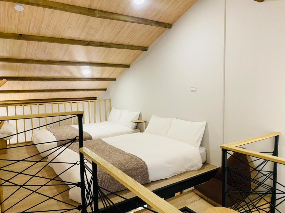 捉鳳凰 台南百年老宅包棟導覽民宿系列catchphoenix Centennial Guesthouse ภายนอก รูปภาพ